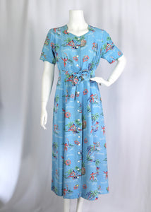 Classic 1940s Hawaiian Rayon Dress⁠
