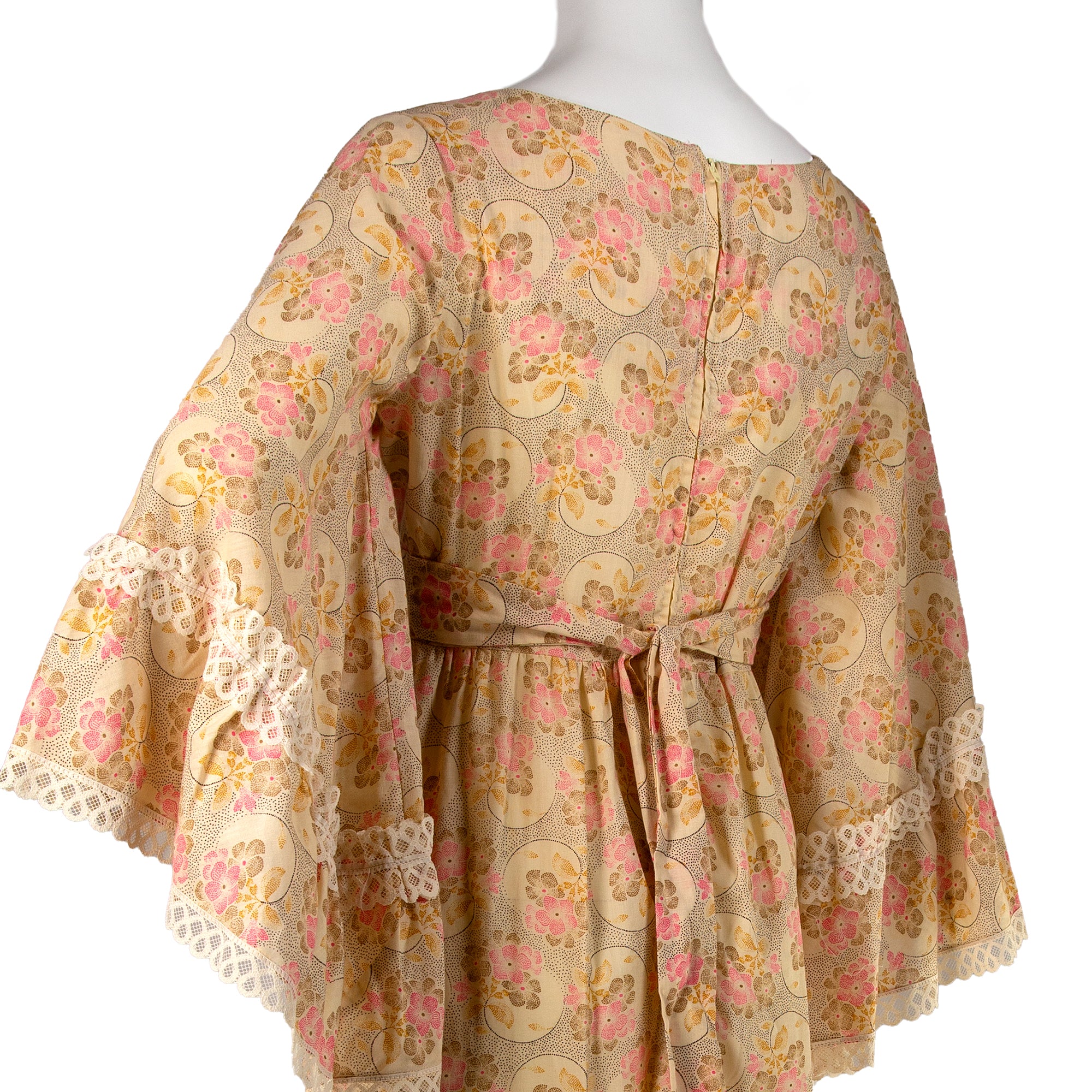 60s/70s Flower Child Bell Sleeve Dress Auerbach Maffia Vintage 60s/70s Flower Child Bell Sleeve Dress Auerbach Maffia Vintage