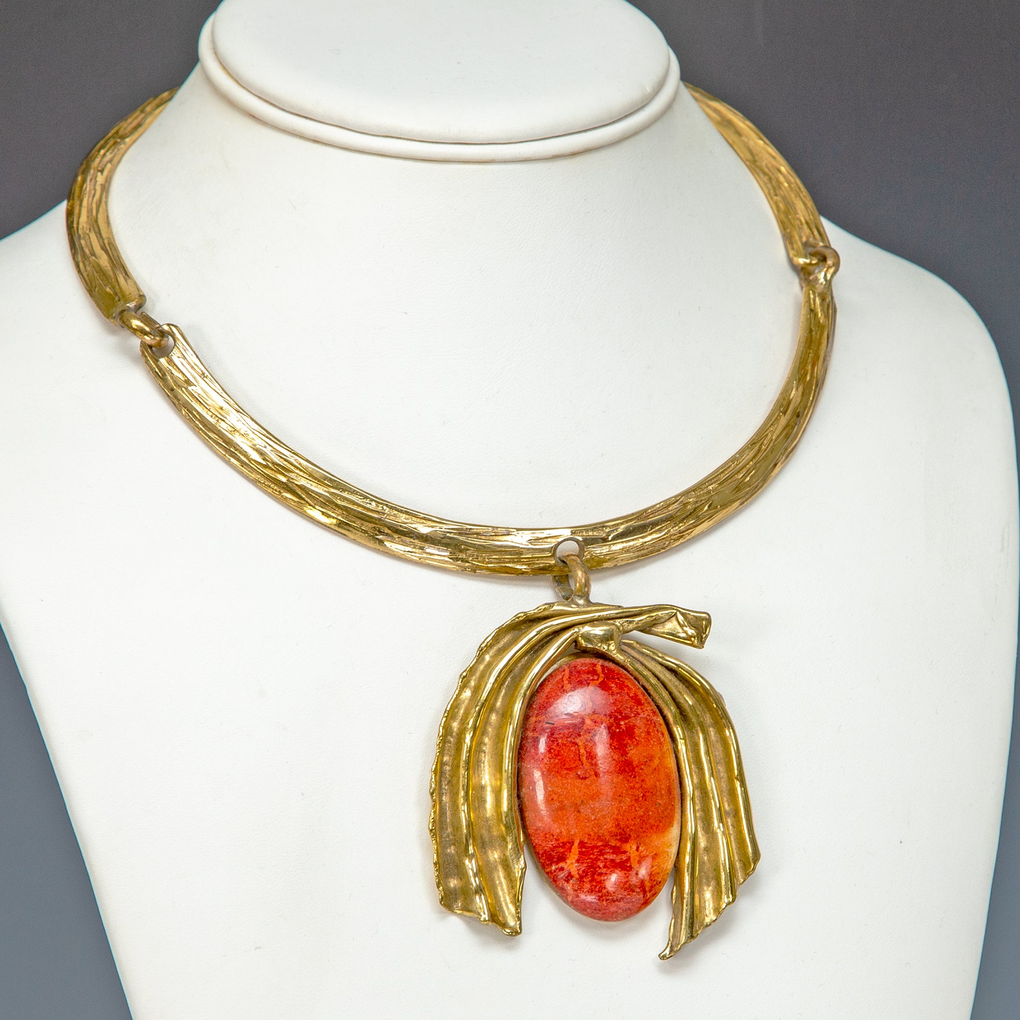Vintage Jasper and Gold Tone Fashion Necklace